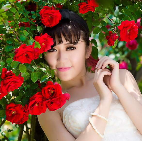 ?草原美女唱歌?我只服她?絕對(duì)的好聲音！