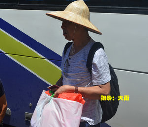 祝您老人家寿比南山。